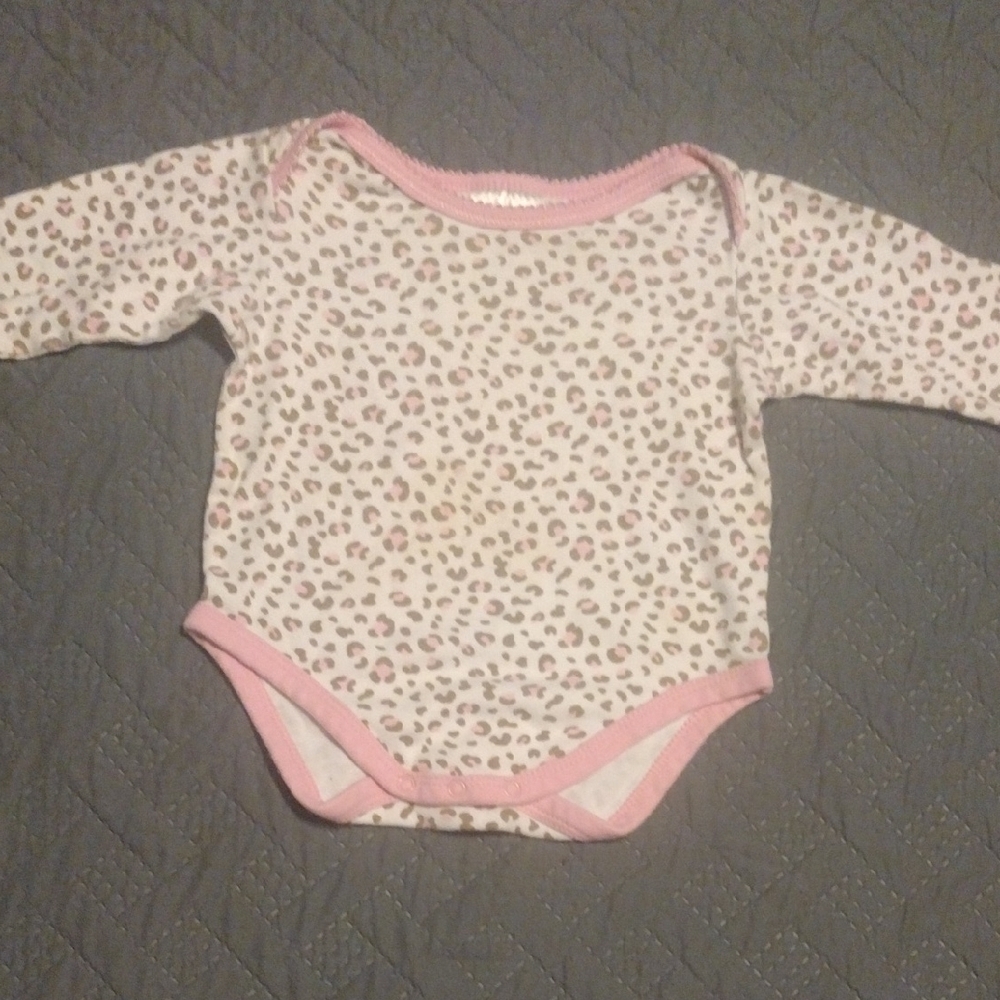 Pink and White Floral Bodysuit with Soft Ribbing​​